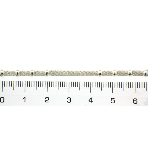 GRA 002